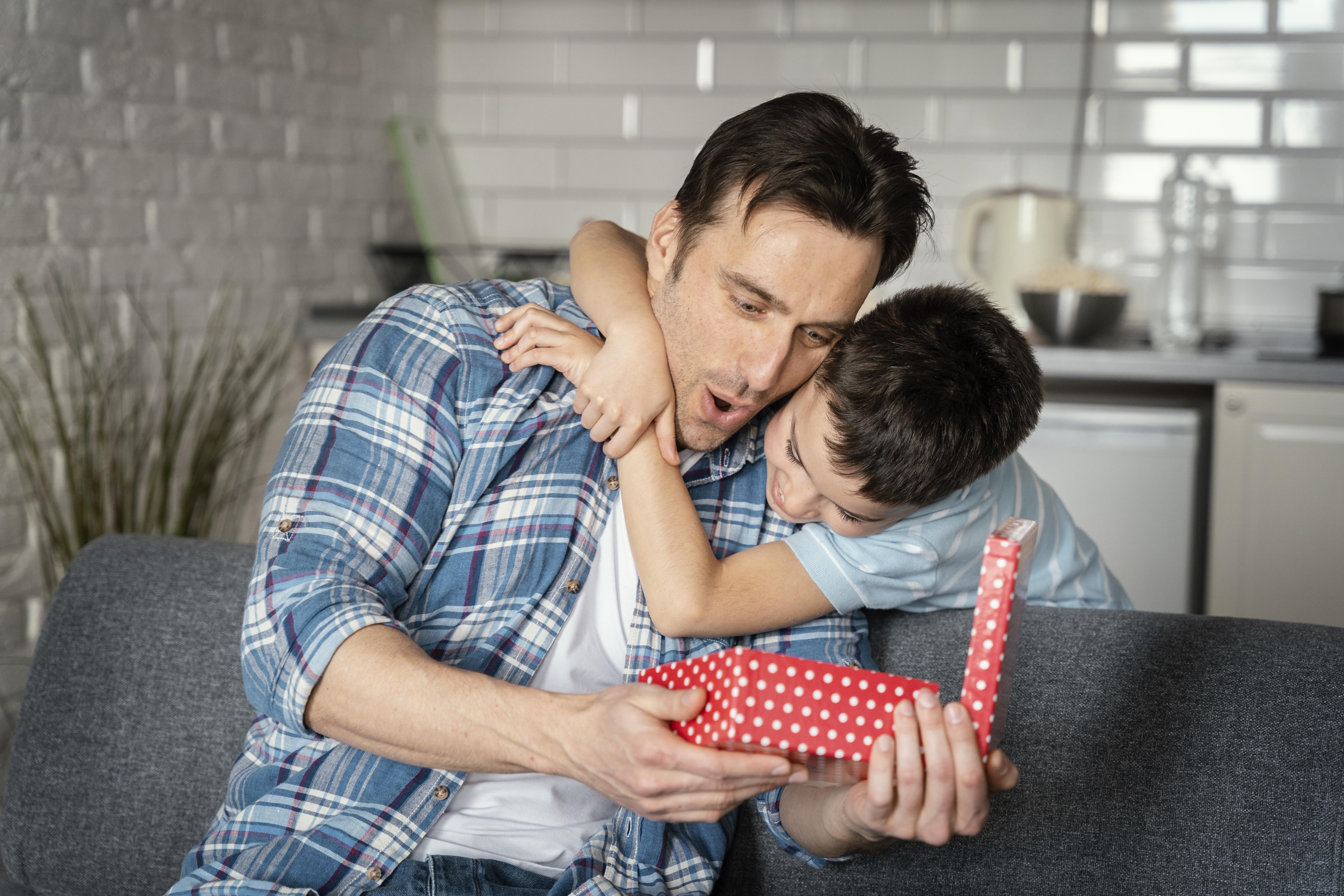 Pre-Fatherโs Day Gift Guide: Give Dad the Power of Relief (Not Just Another Panyo) ๐๐ง๐ปโโ๏ธ