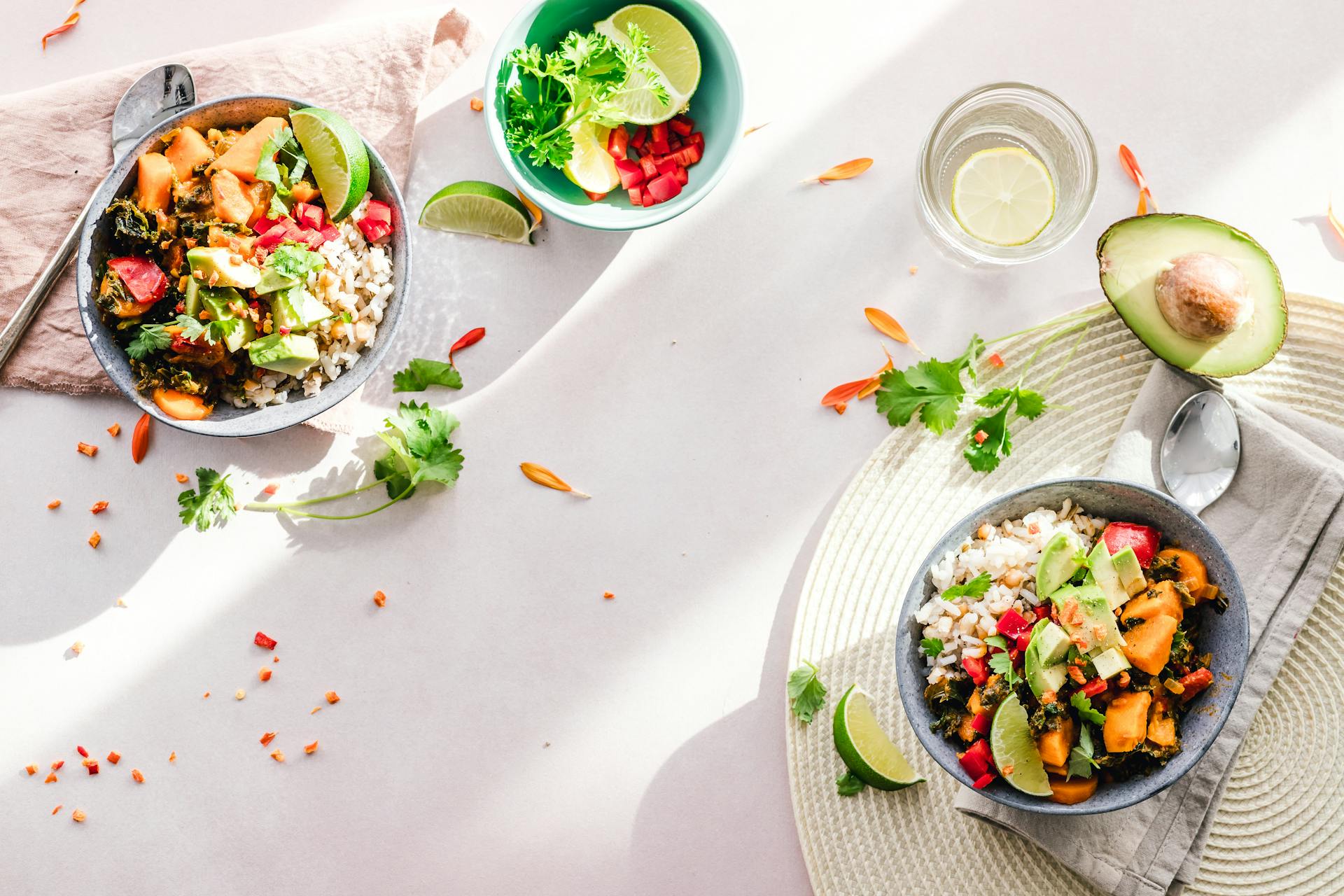 MUFAs: Our Secret Weapon Against Inflammation ⚔️🥑