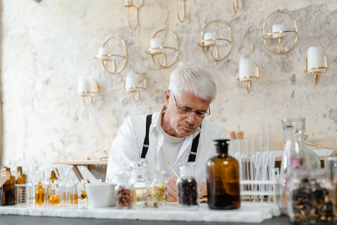 The Healing Power of Aromatherapy: Unlocking the Benefits of Essential Oils for Mental Health 🧠🌿
