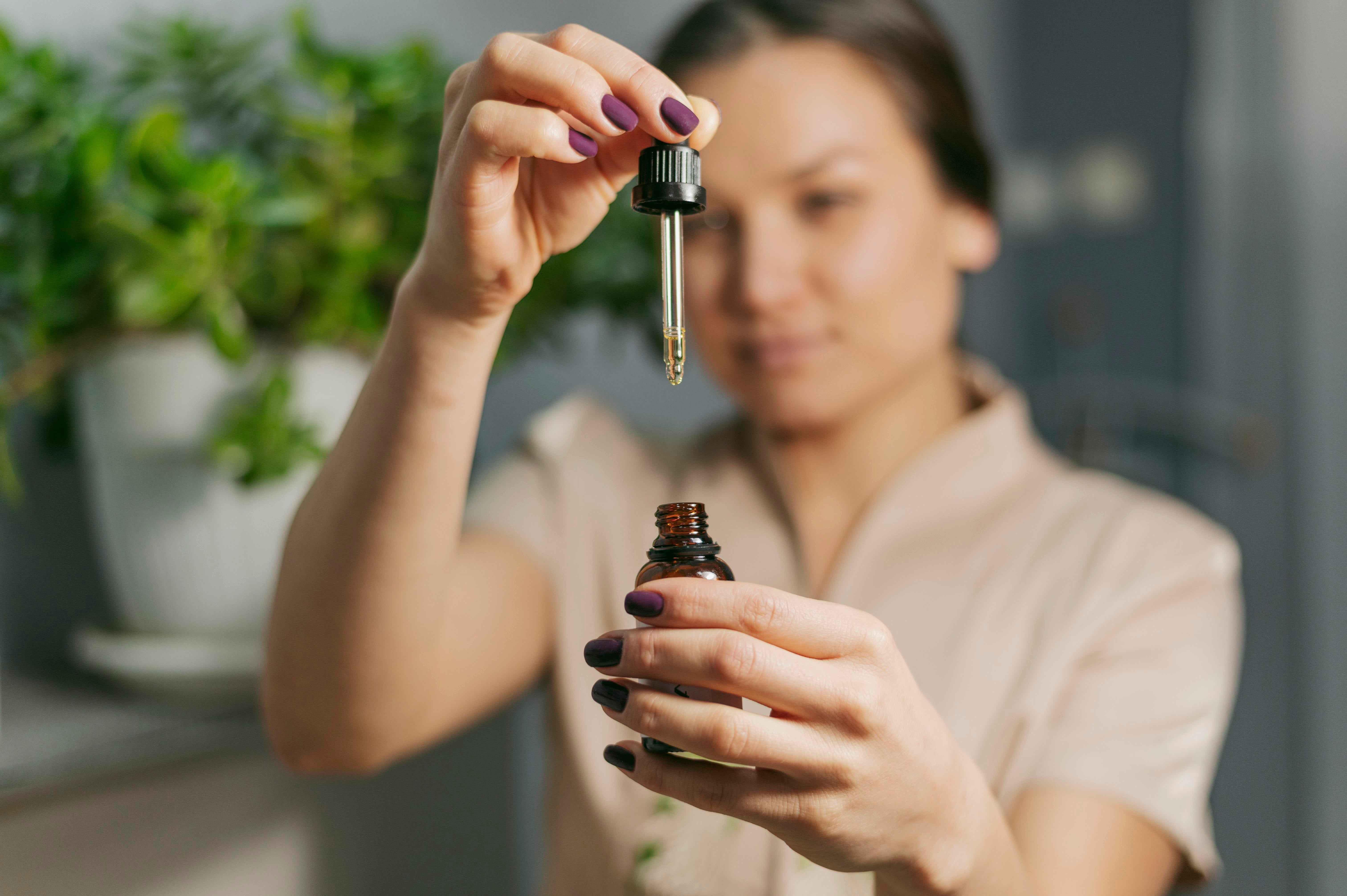 Do Essential Oils Expire?: How to Keep Them Fresh and Potent for Longer ๐๐
