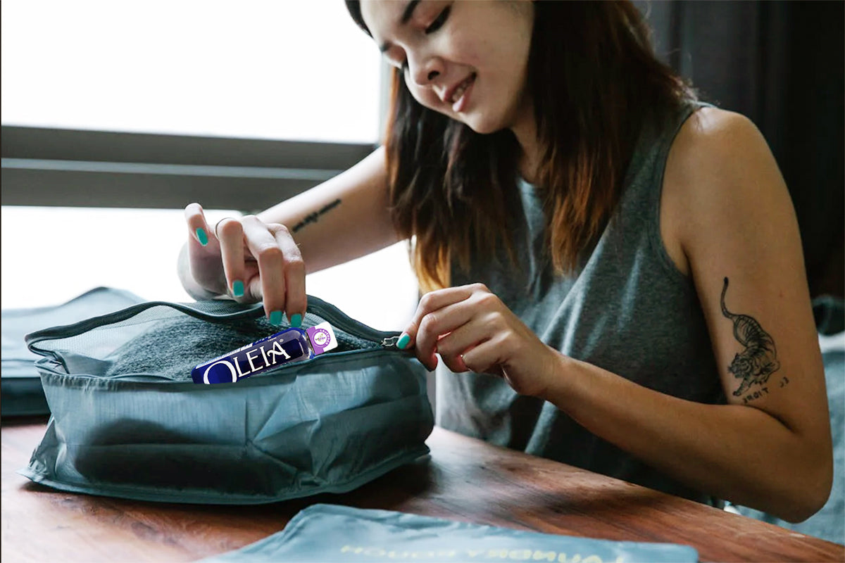 Traveling with Essential Oils: Must-Haves for Your Natural Travel Kit 🌍💜